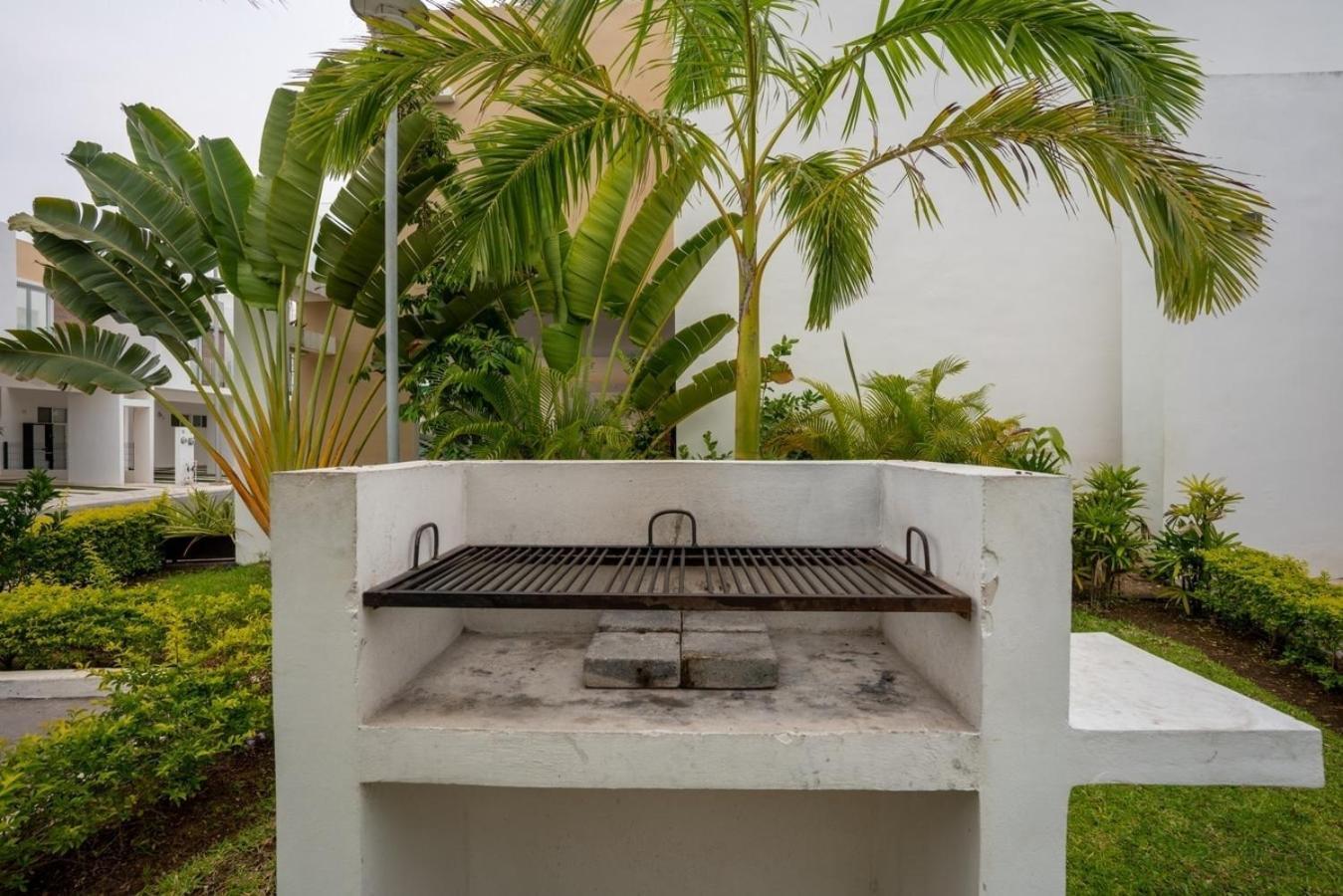 3br Modern House - & Fully Equipped