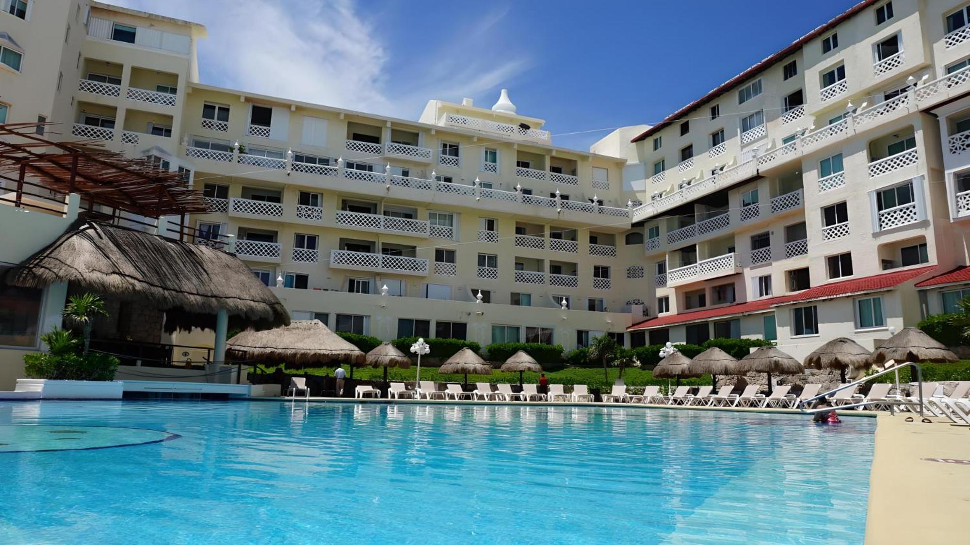 Plaza By Andiani Travel Apartamento