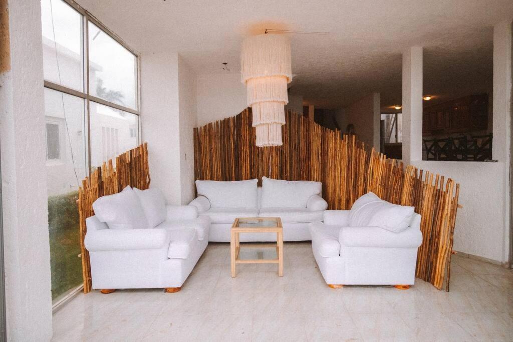 Beachfrontsven Svenjovic At Y Ahoo C Om Villa *