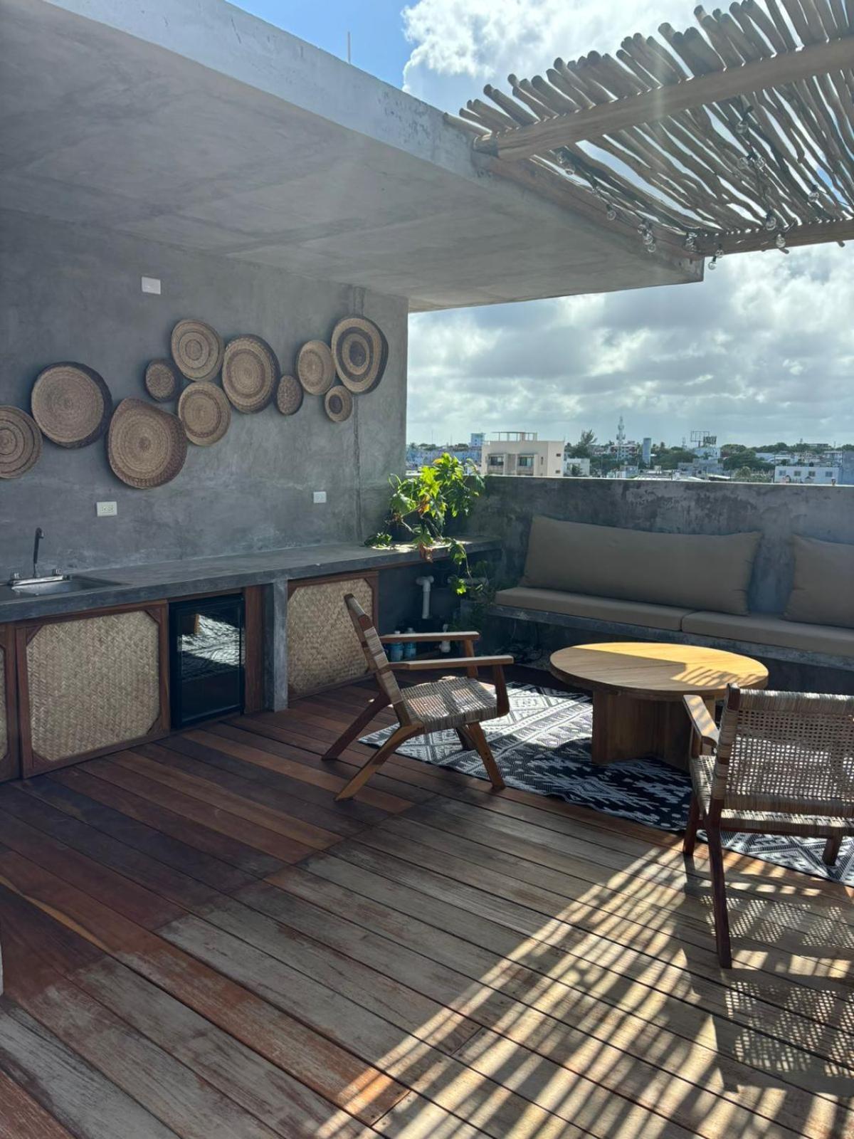 Grand Loft With Rooftop Pool In The Heart *