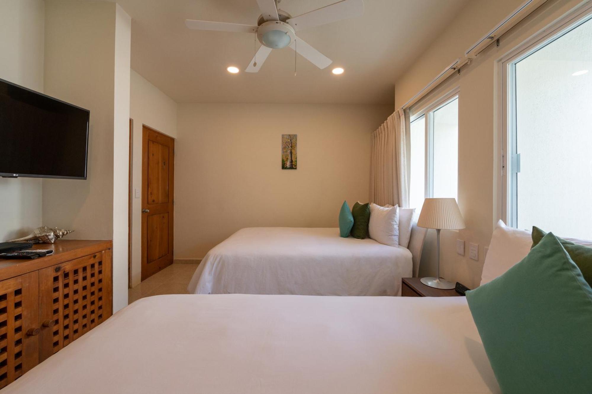 Villa Punta Sam - Beachfront Luxury Cancun