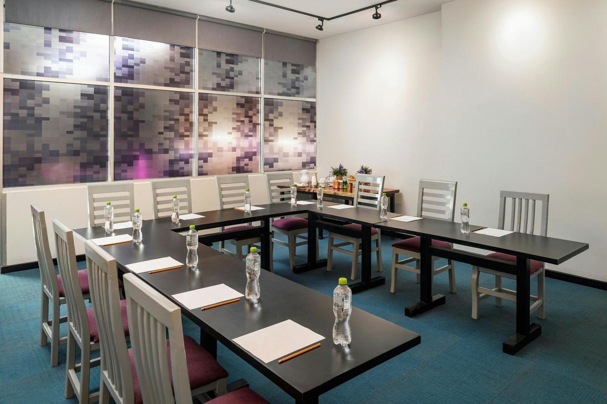 Aloft 4*
