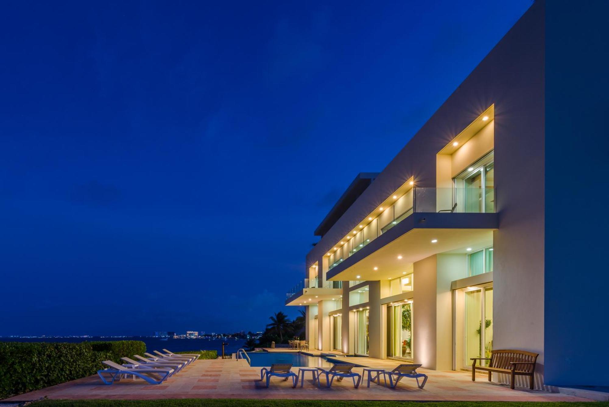 Punta Sam - Beachfront Luxury * Cancun