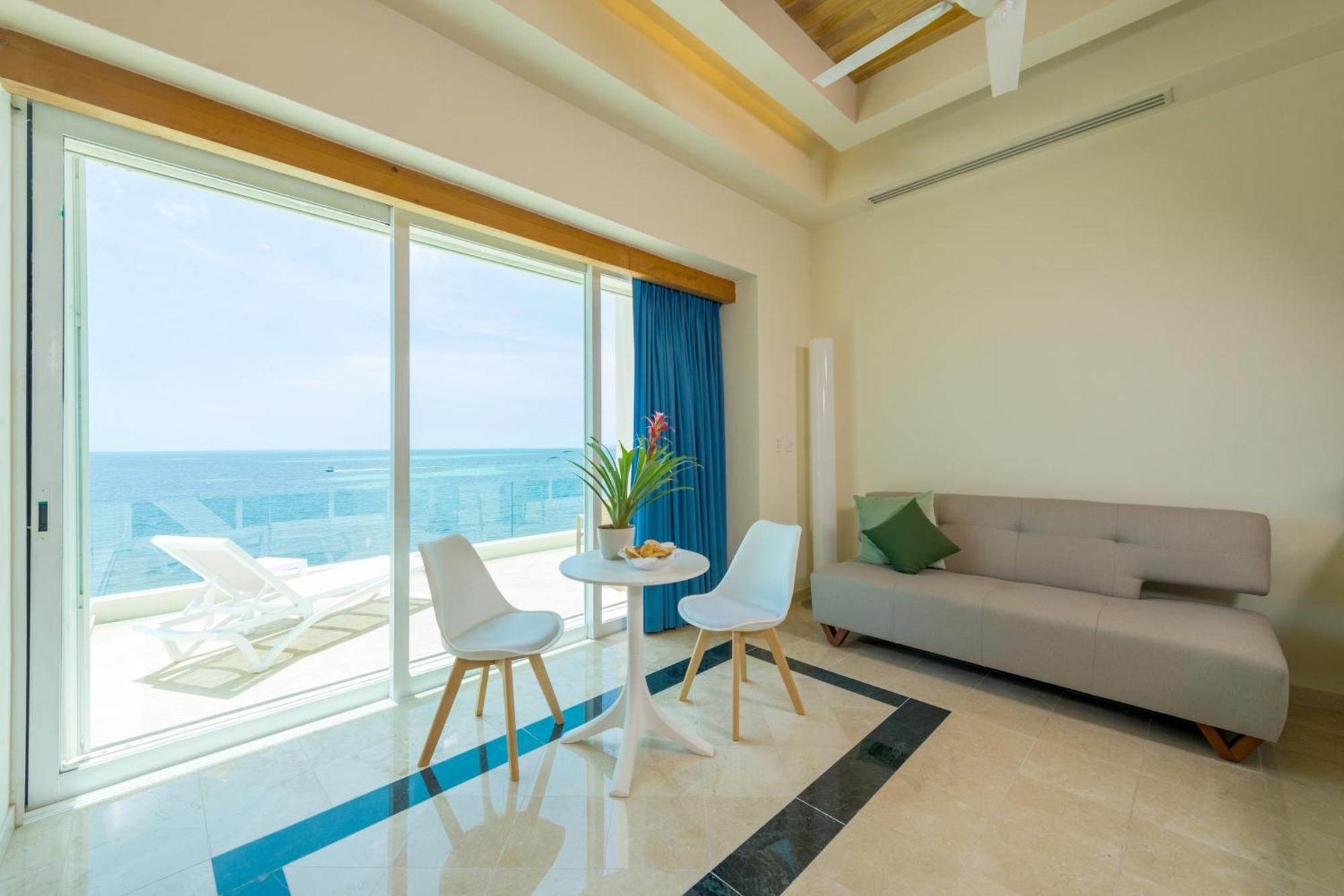 Punta Sam - Beachfront Luxury Villa Cancun