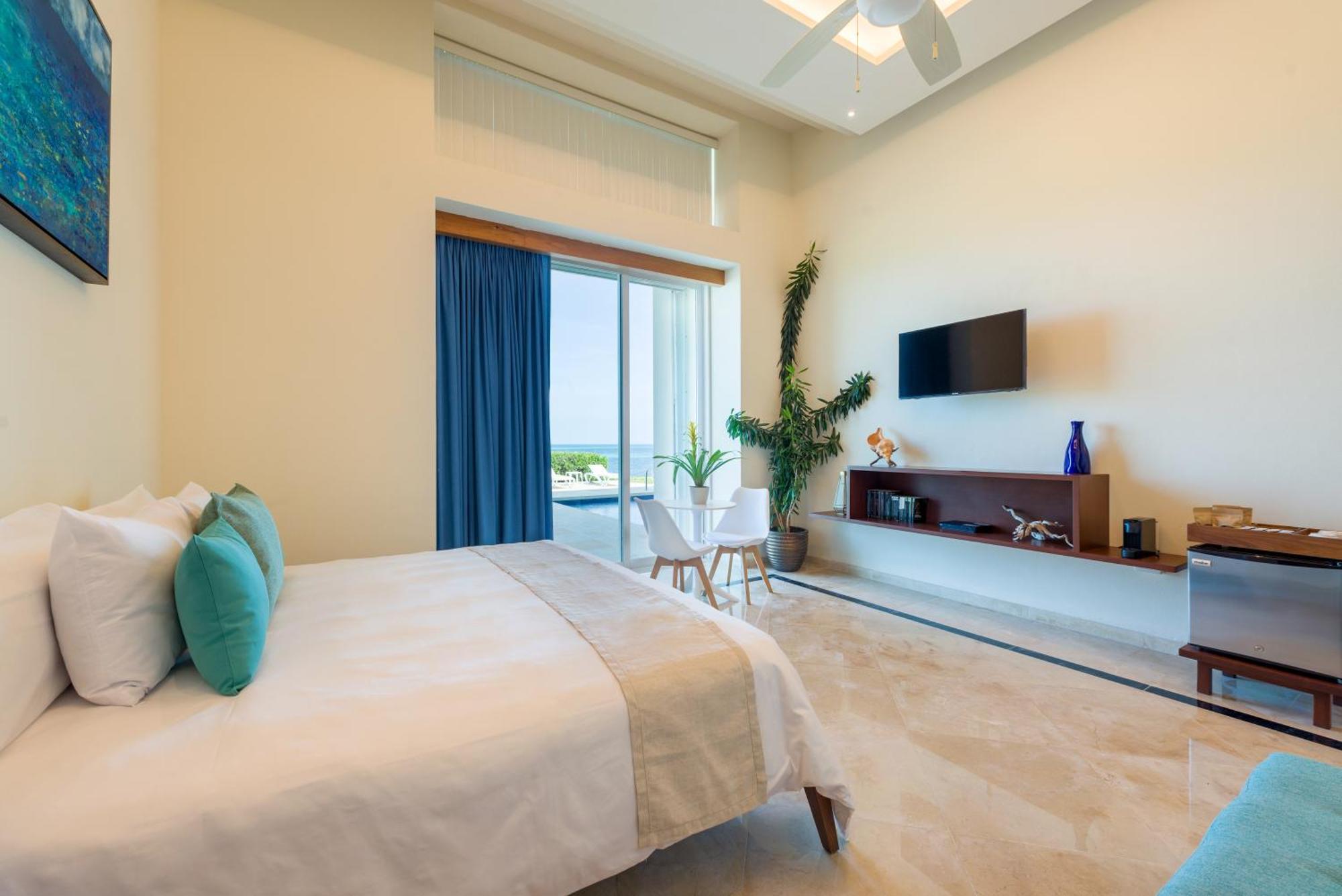 Punta Sam - Beachfront Luxury Cancun