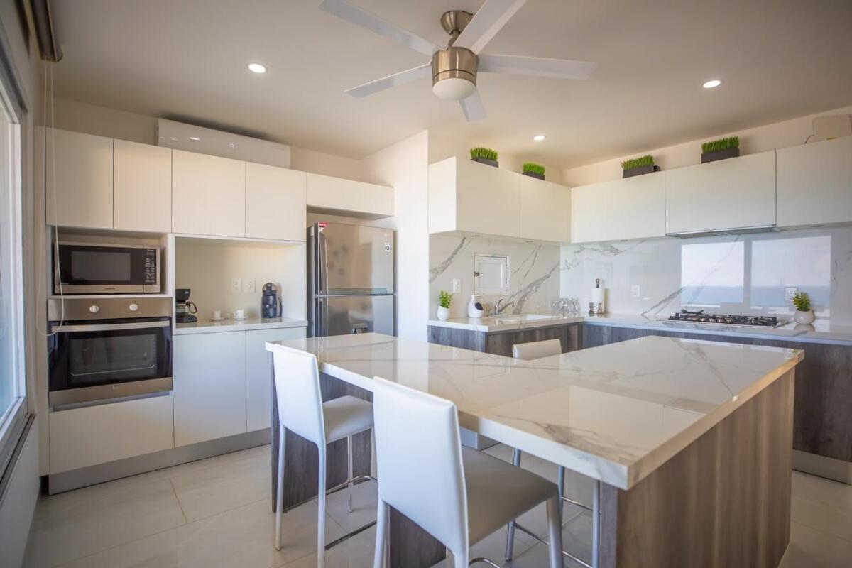 Ocean & Lagoon View Penthouse Apartamento