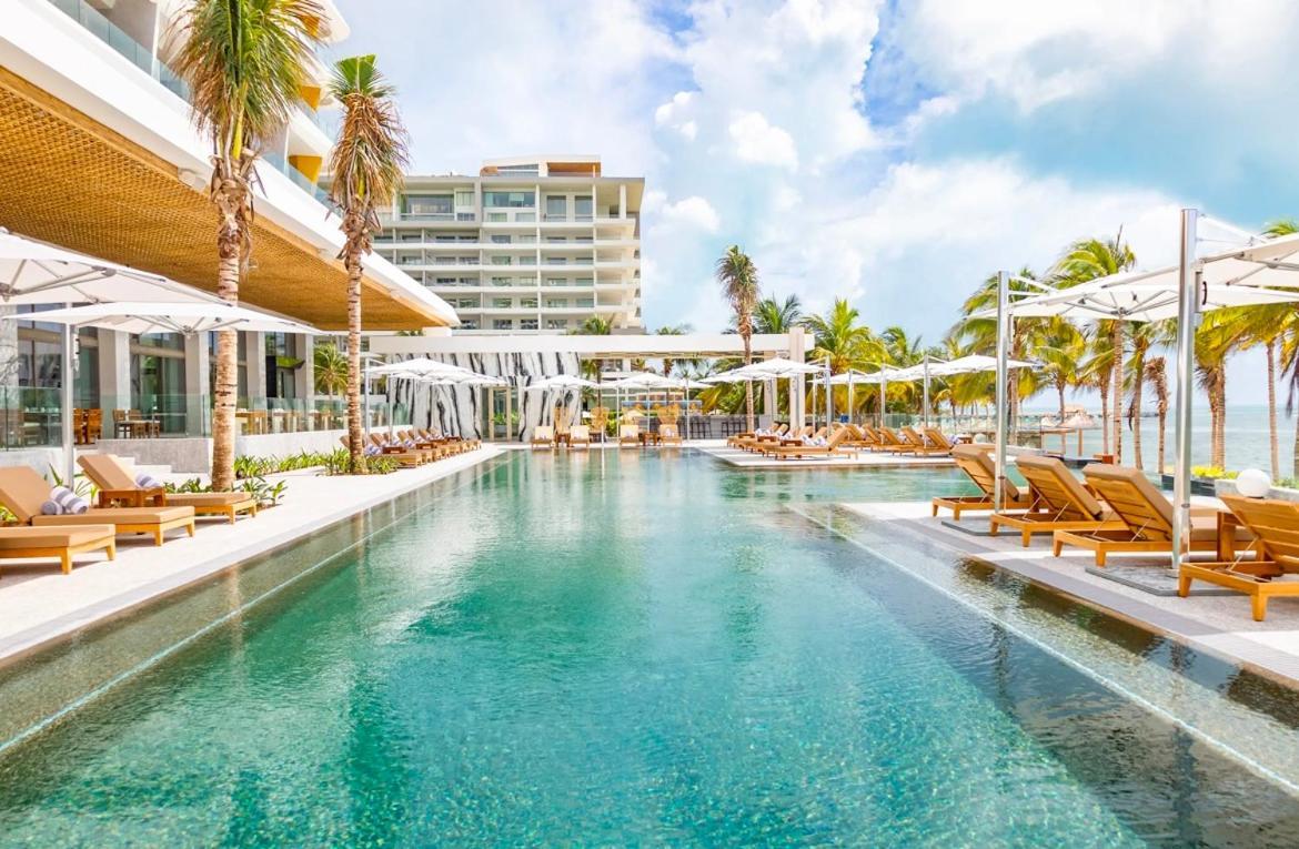 Mousai Cancun