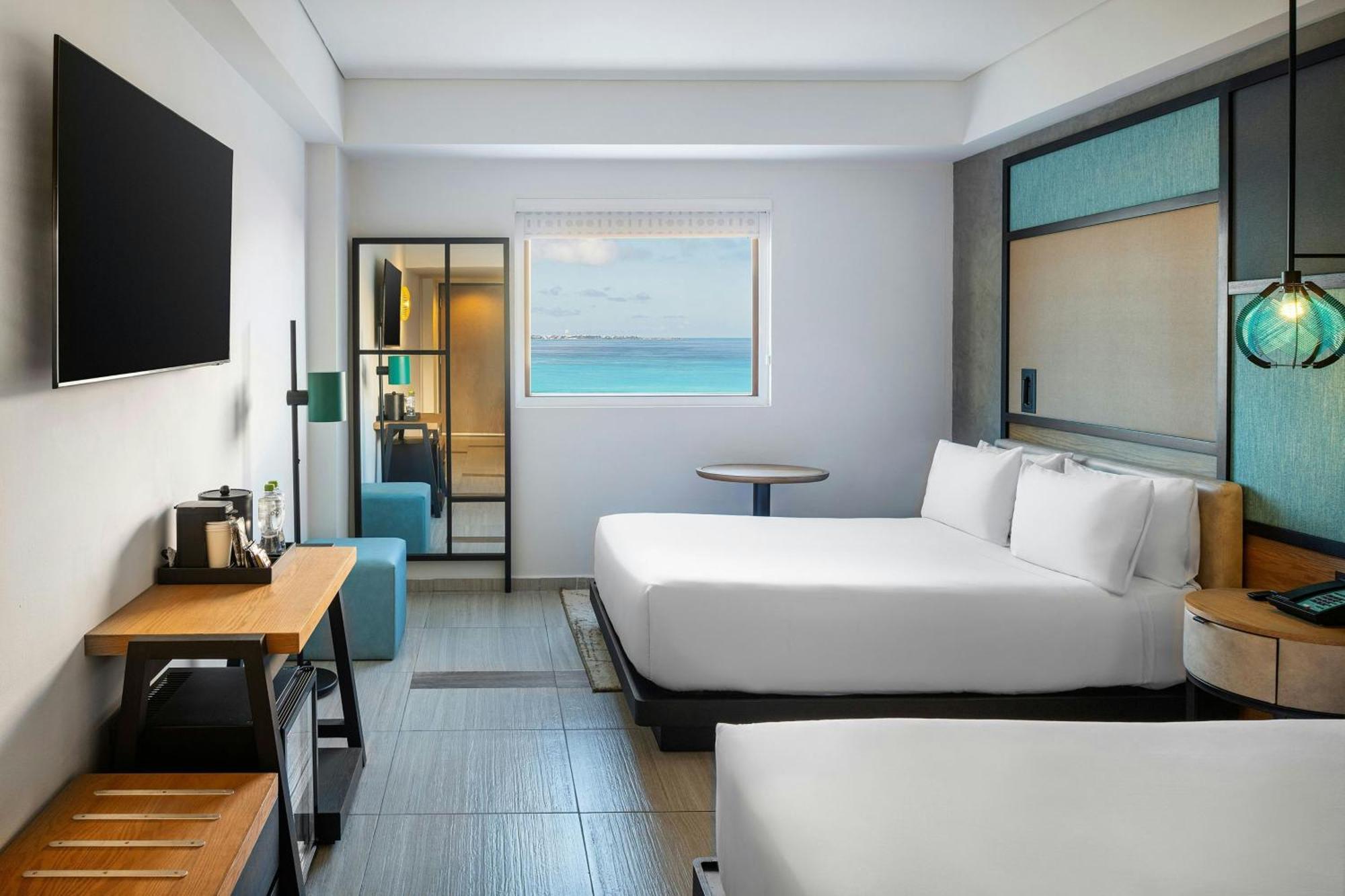Aloft Hotel Cancún