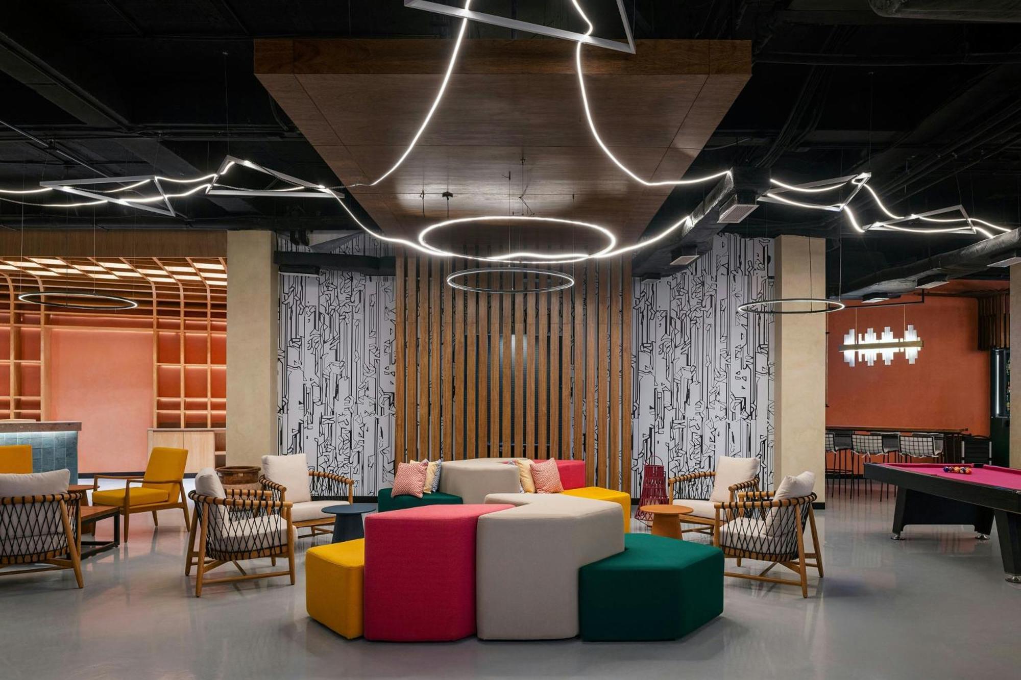 Hotel Aloft 4*