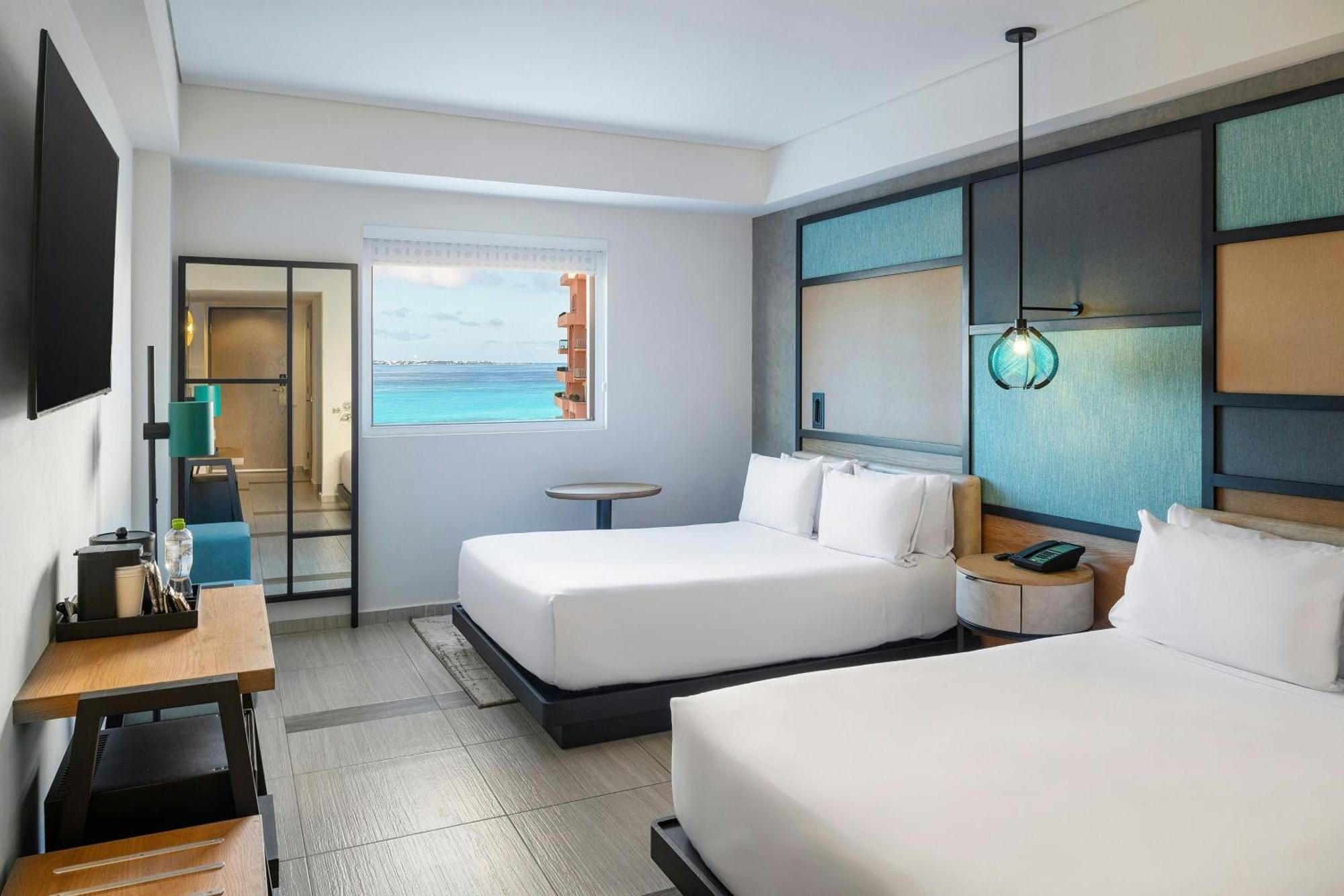 Aloft Hotel Cancún