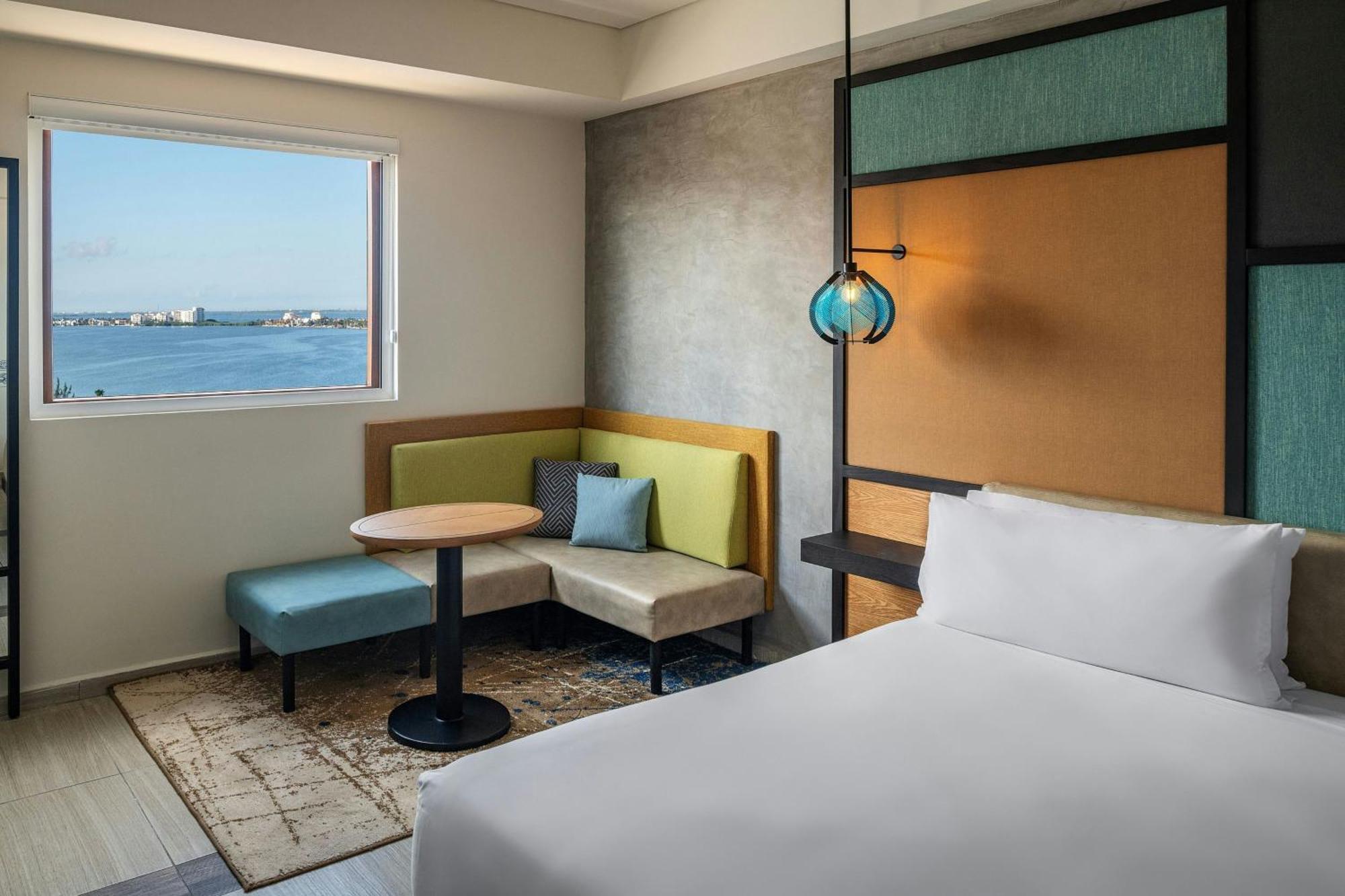 Aloft Cancún