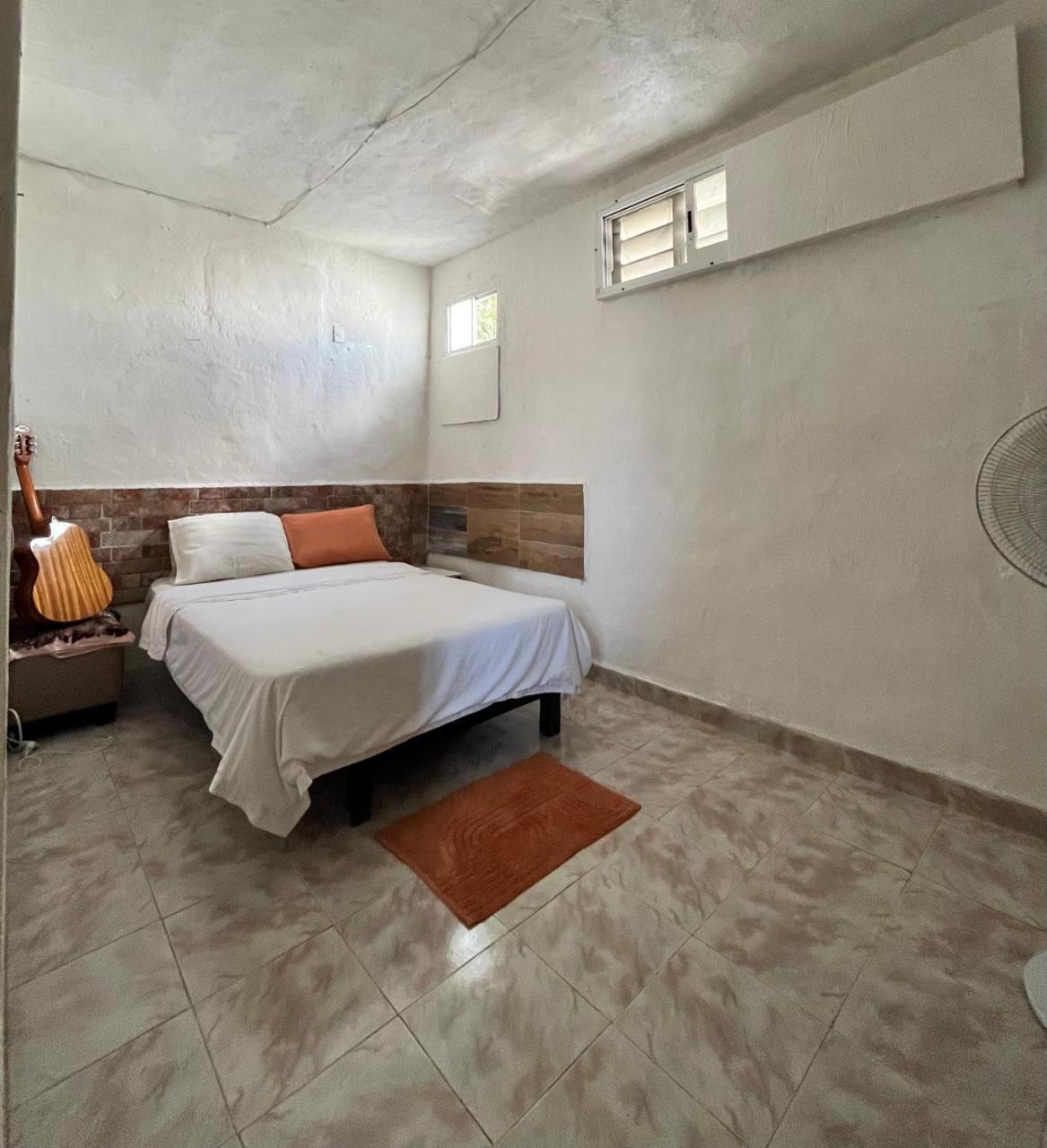 Habitación en casa particular La Casita 28 *