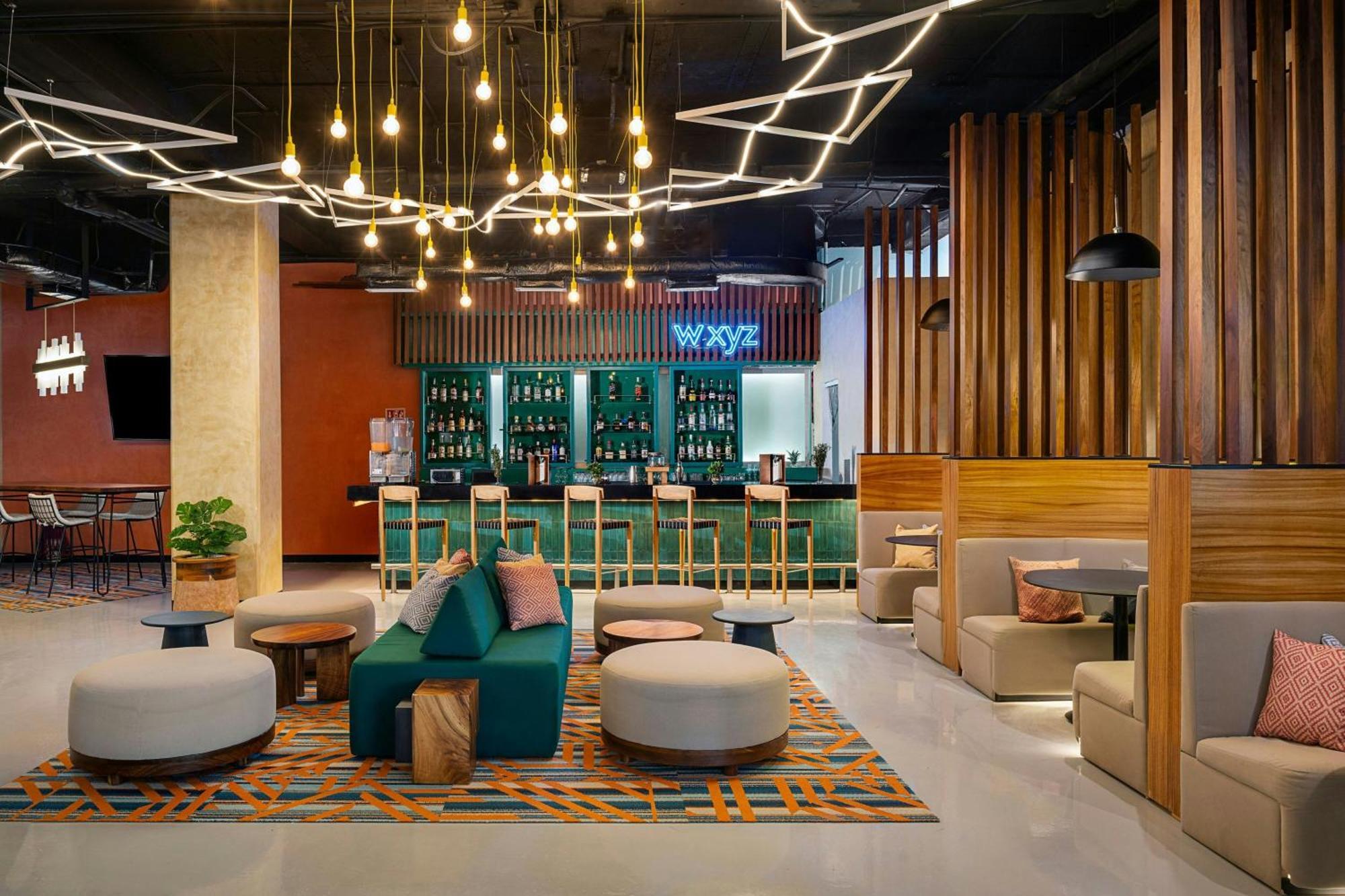 Hotel Aloft 4*