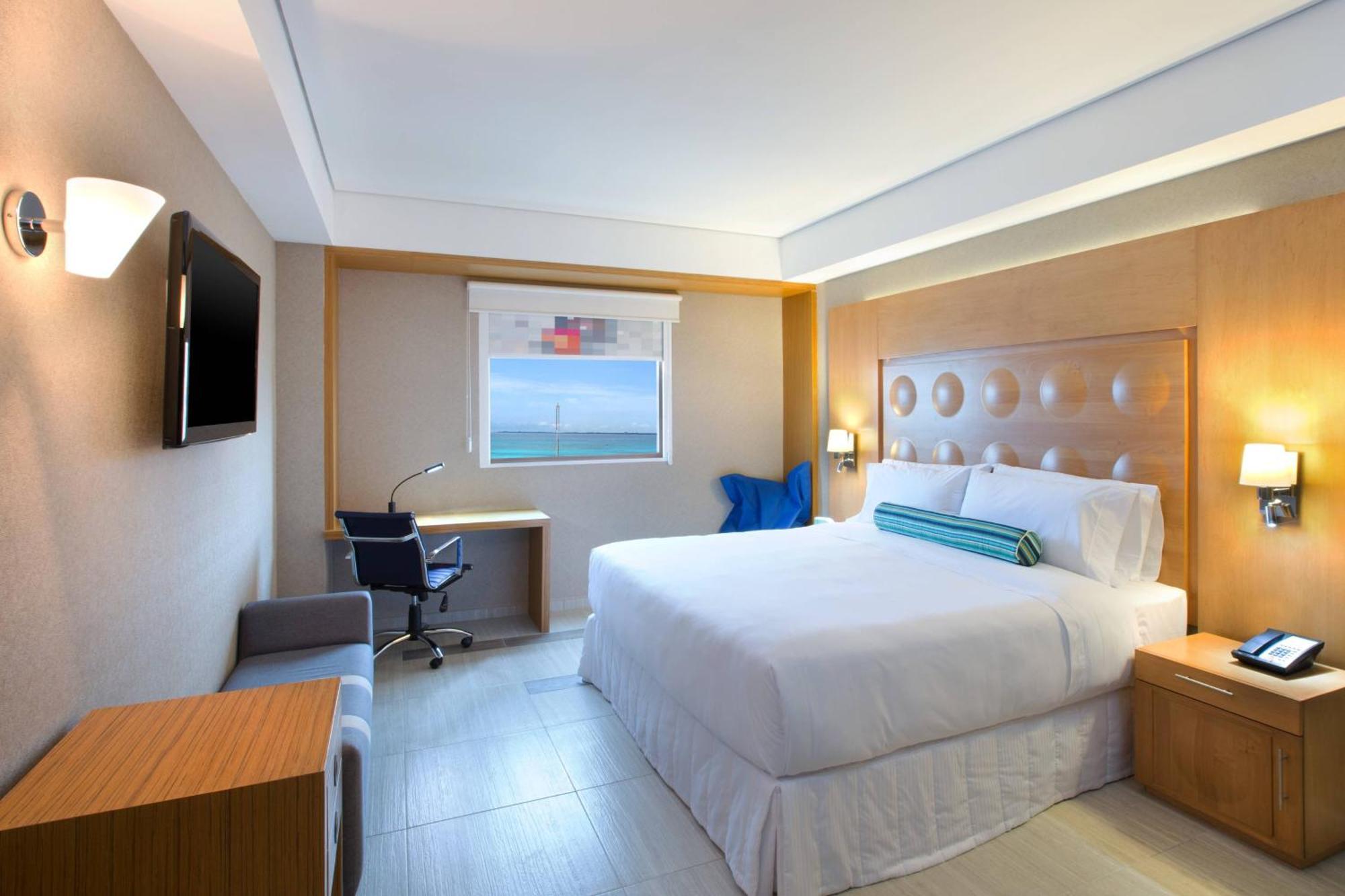 Hotel Aloft 4*