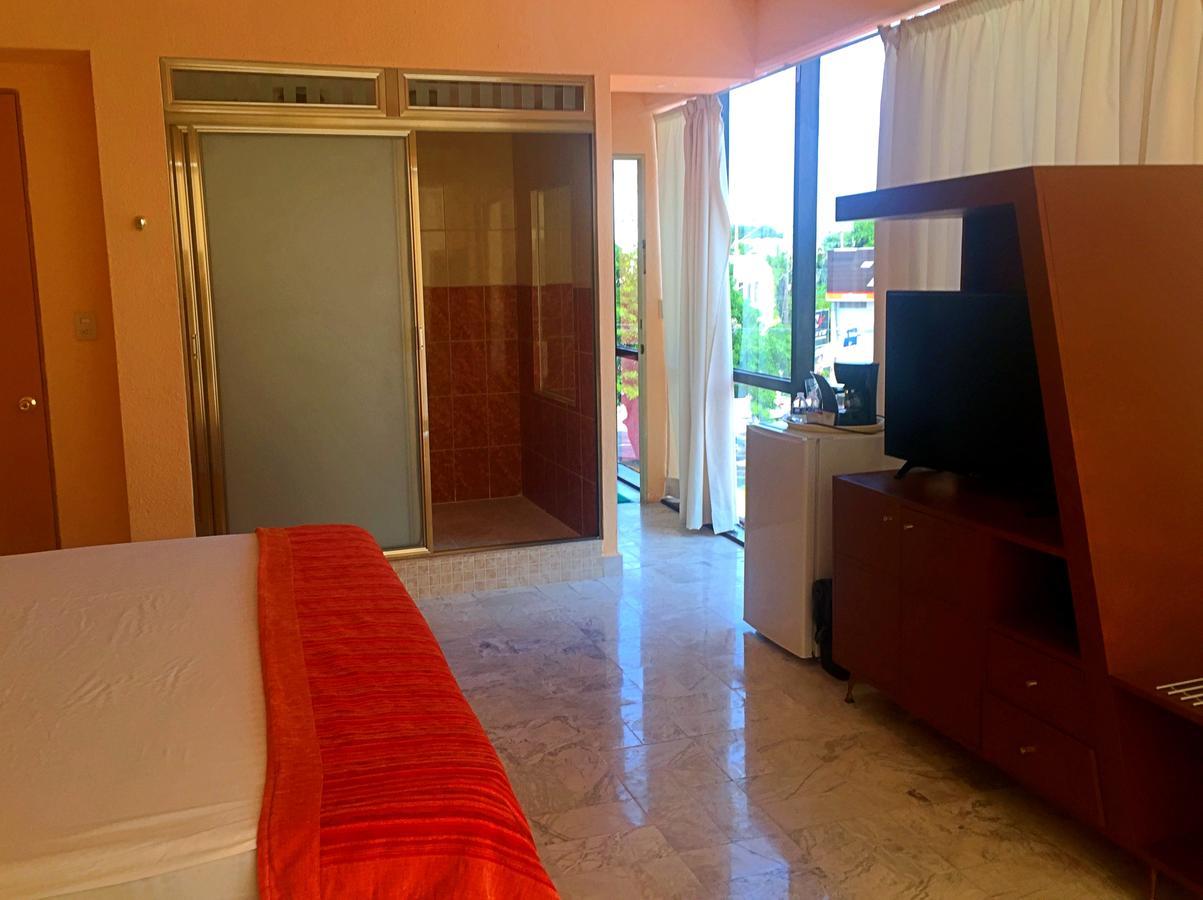Versalles Hotel