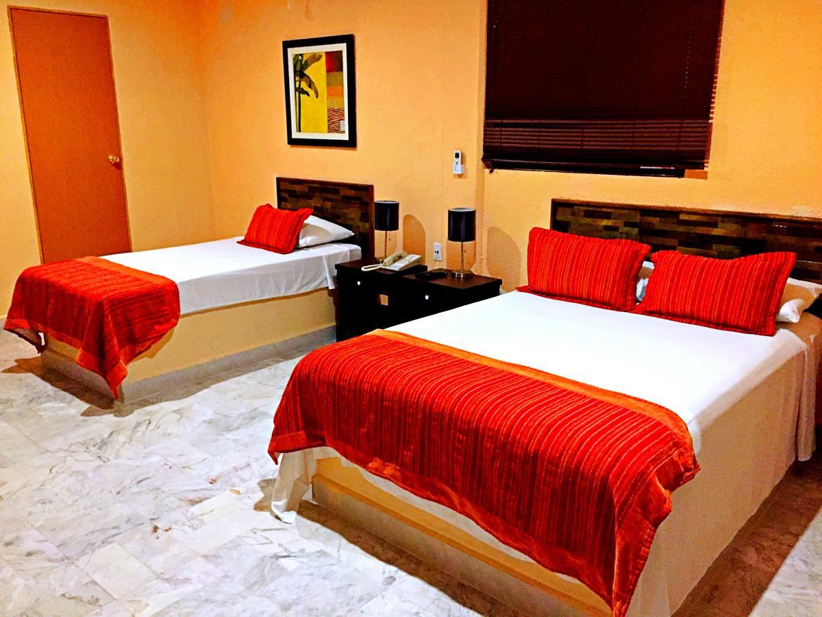 Hotel Versalles Cancún