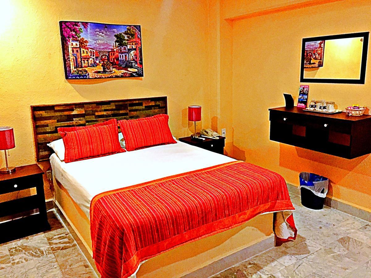 Hotel Versalles 2*