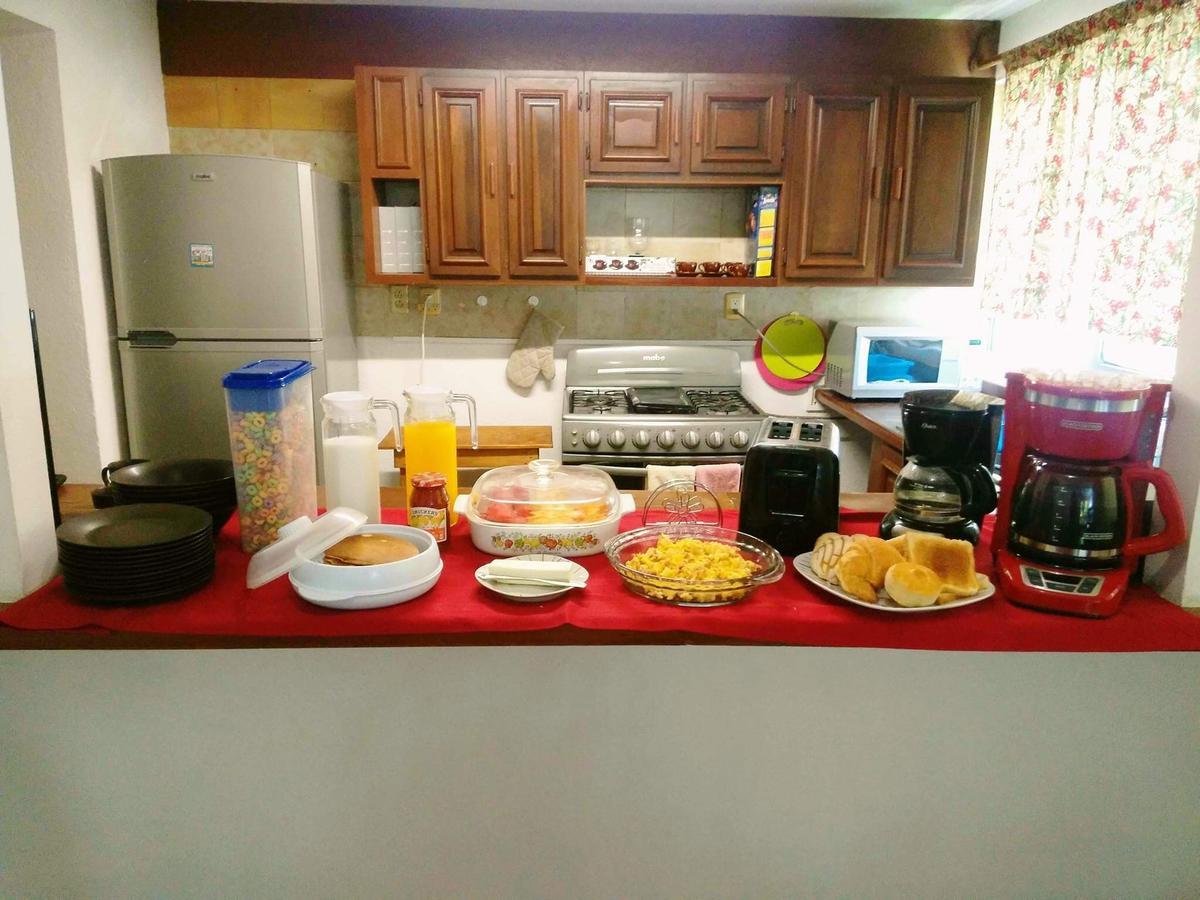 La Casa De Piedra Bed and breakfast
