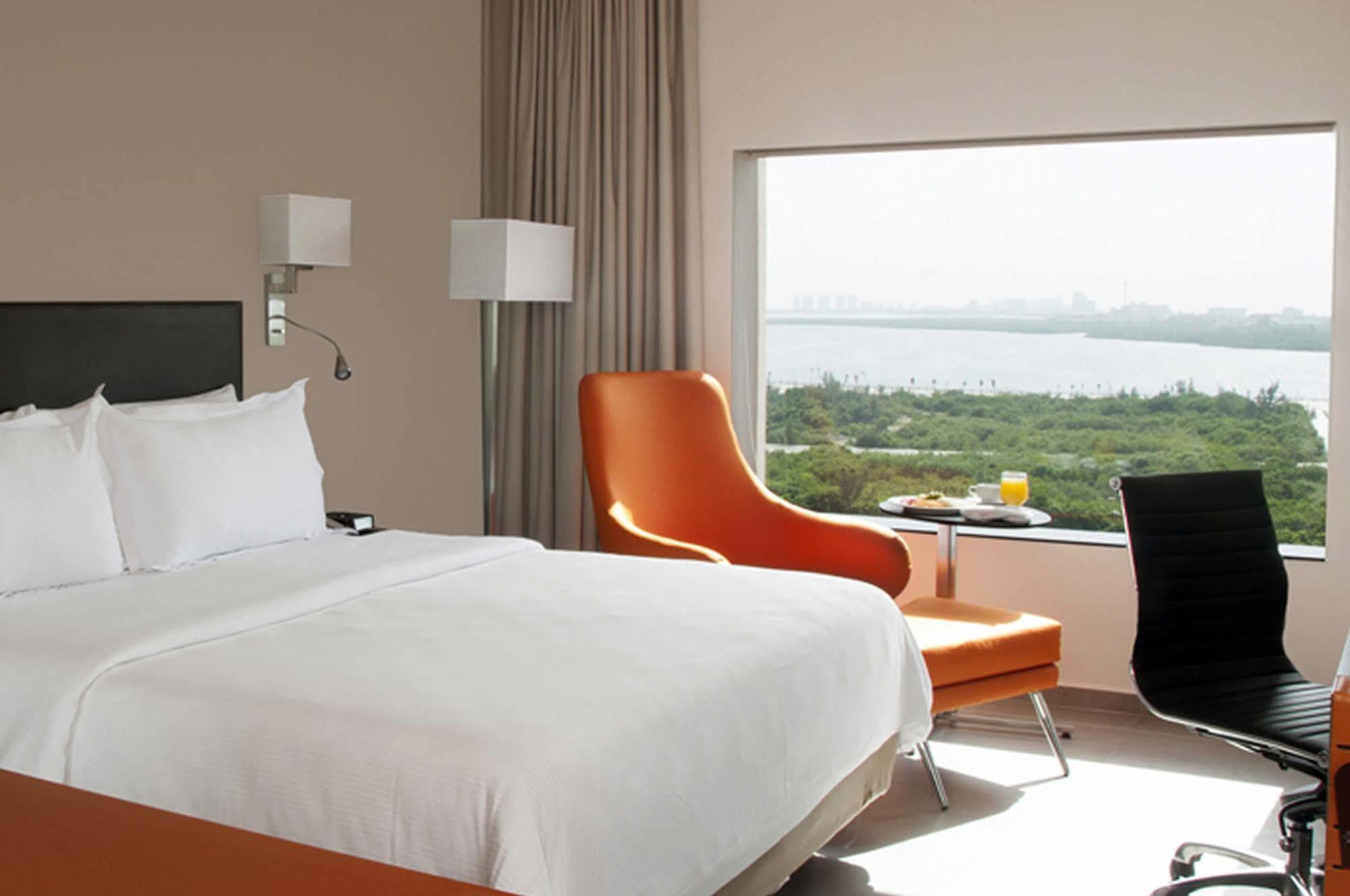 Hotel Fiesta Americas Cancún