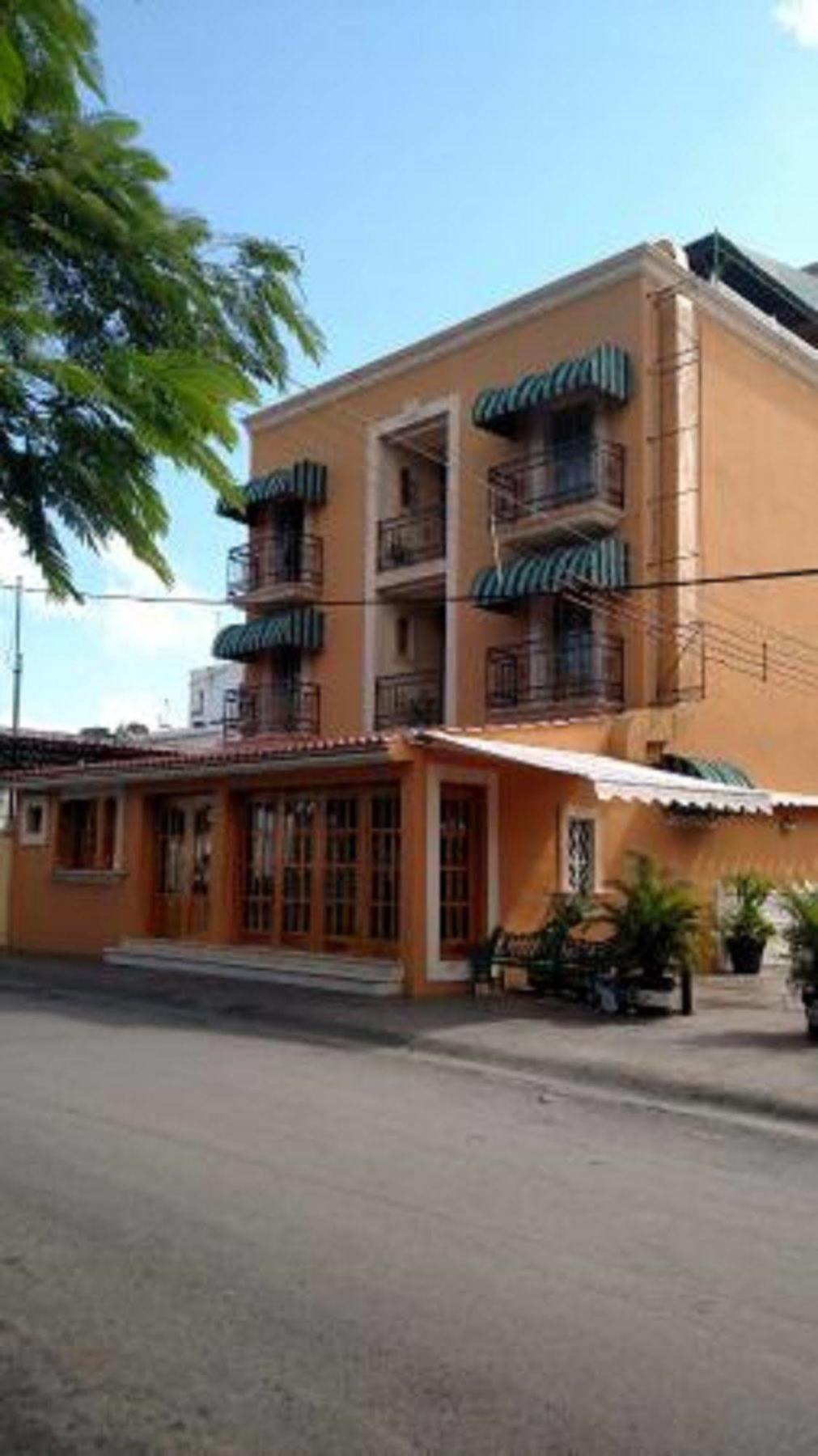 International * Cancún