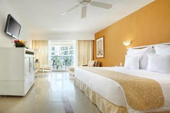 Barcelo Costa 4* Cancún