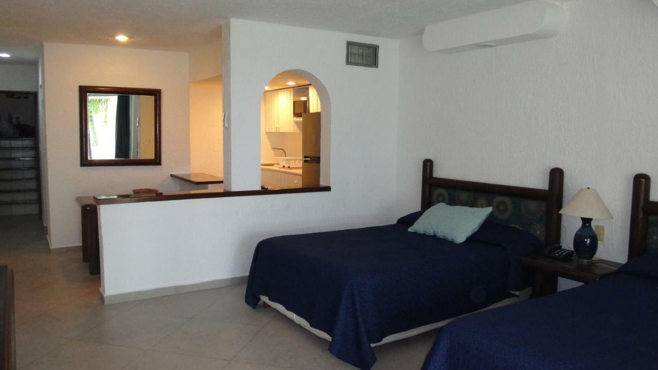 Remodeled Studio In Beachfront Condominium Apartamento