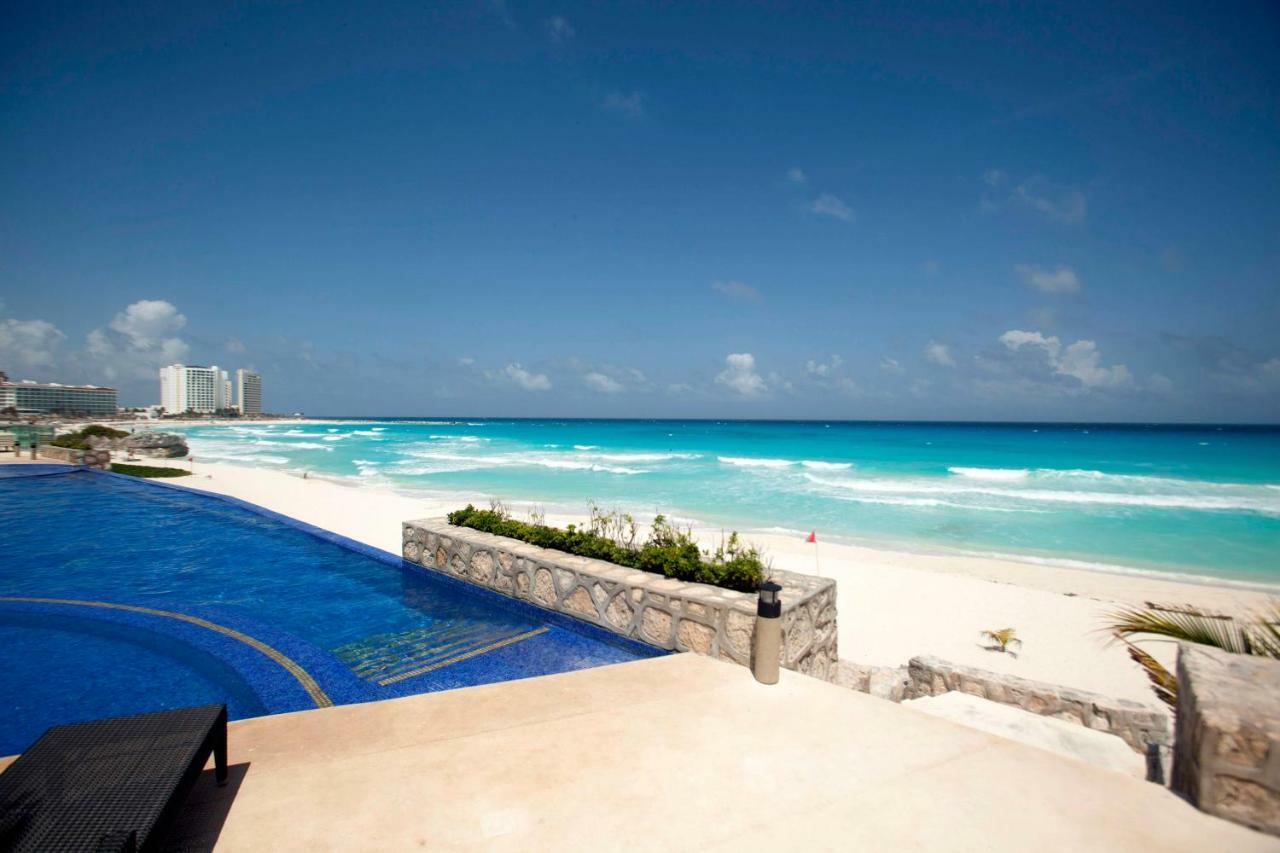 Ocean Front Studio Apartment *