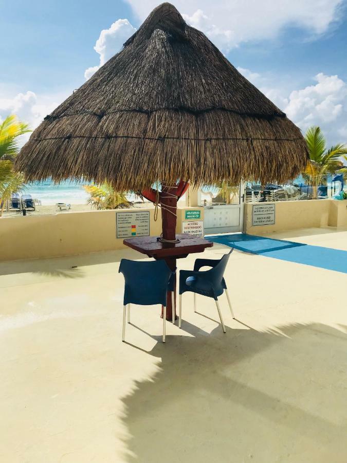 Stunning! 2 Bdrm Beach/oceanfront On Beach - Zone Cancún