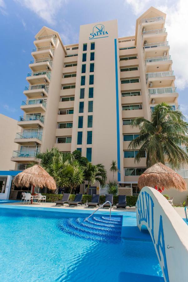 Stunning! 2 Bdrm Beach/oceanfront On Beach - Zone * Cancún